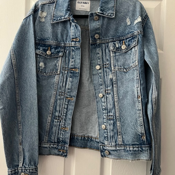Old Navy Women’s Tall Denim Jacket - Picture 2 of 4